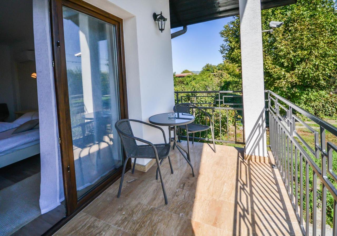 Casa Mora Hotel Дева Екстериор снимка